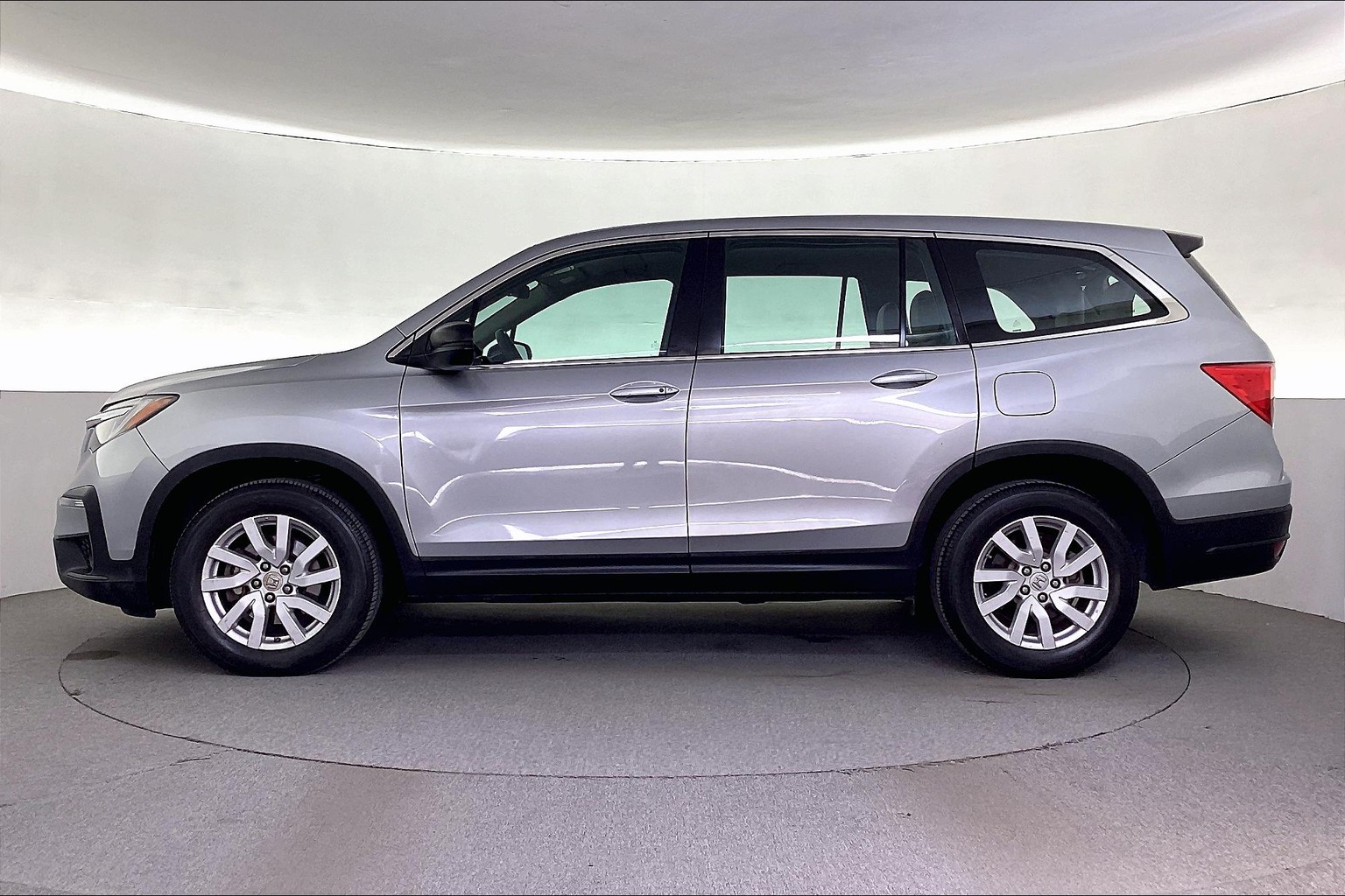 Honda Pilot LX Suv 2019