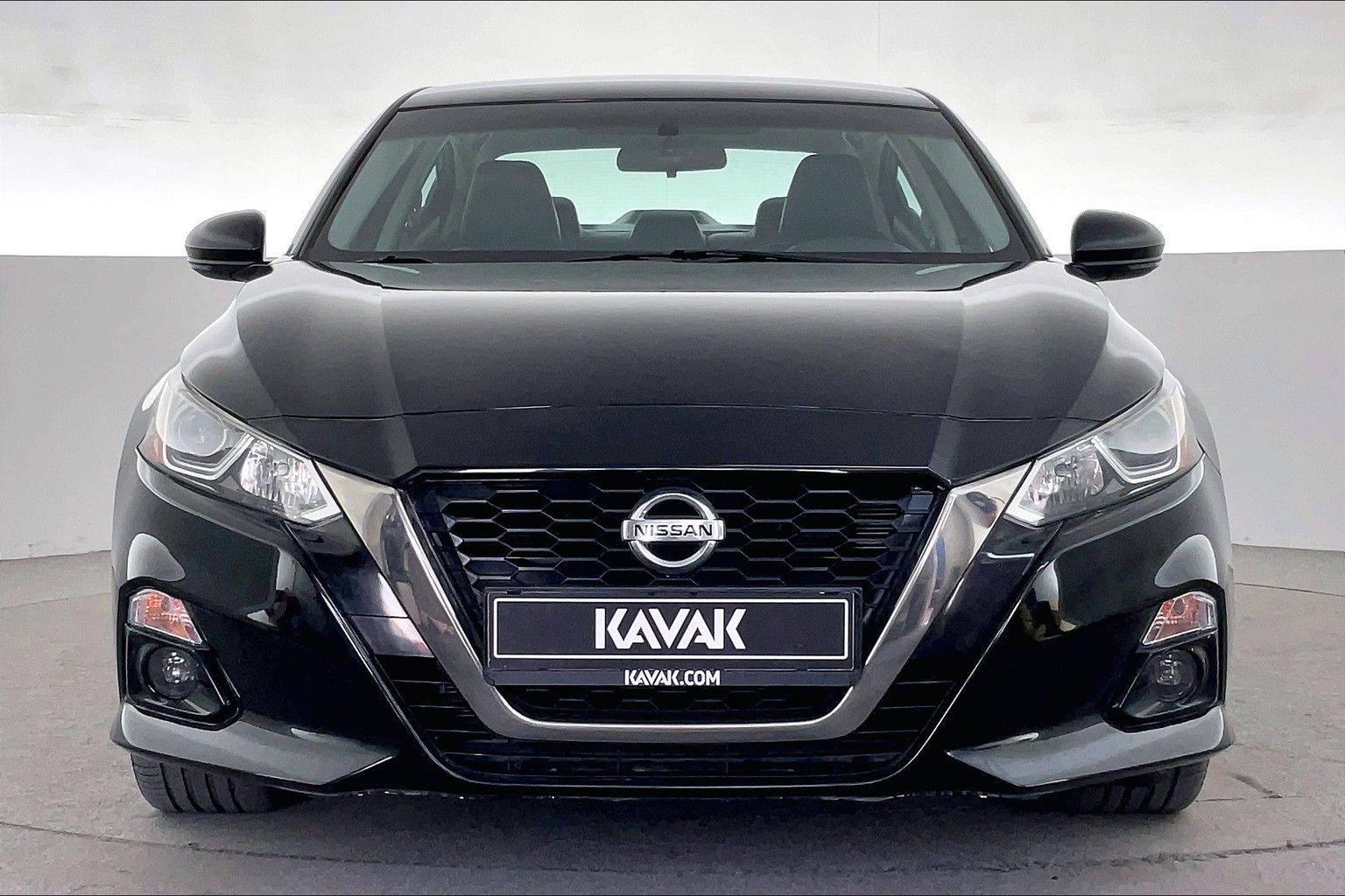 Nissan Altima SR Sedan 2019
