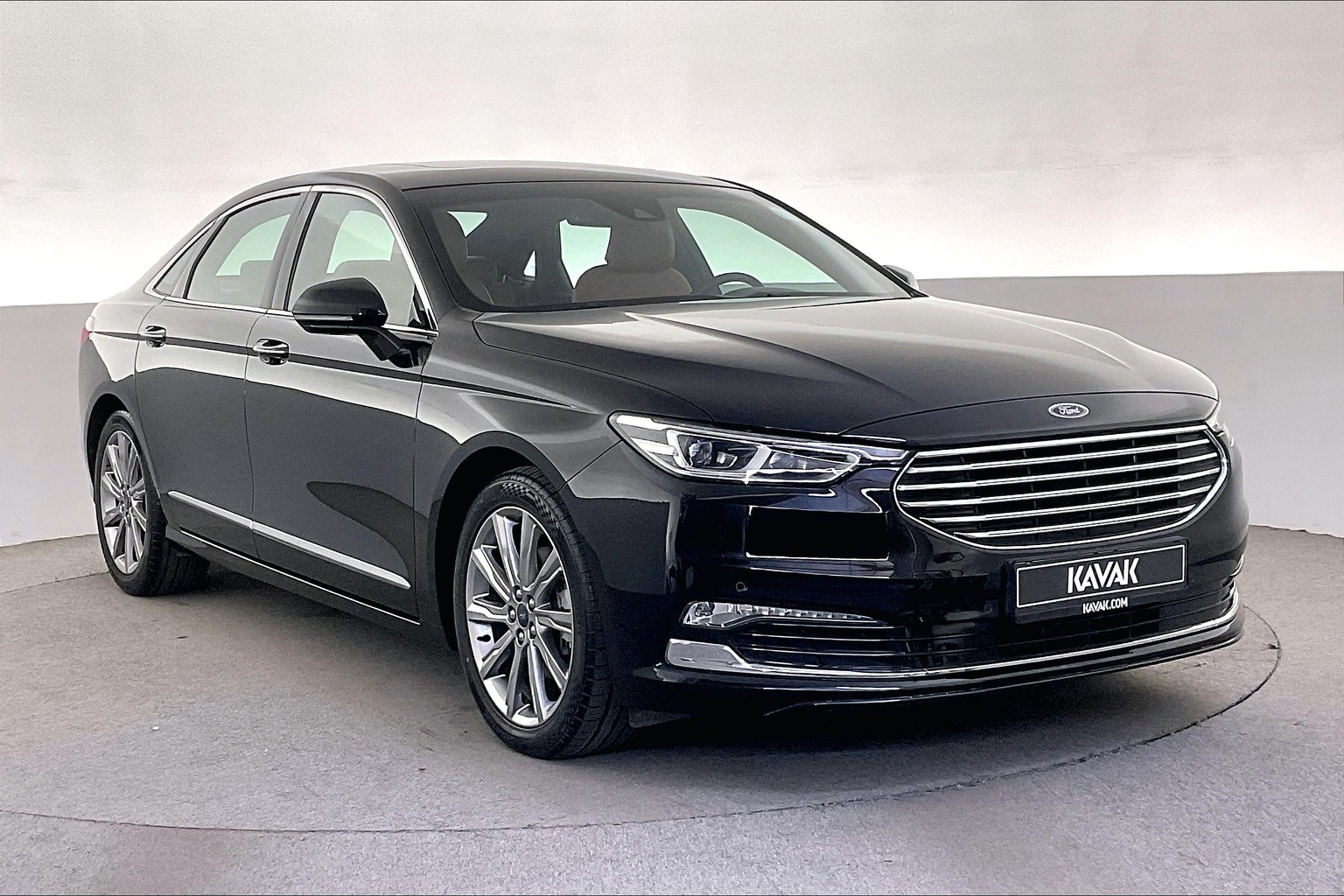 Ford Taurus TITANIUM Sedan 2022