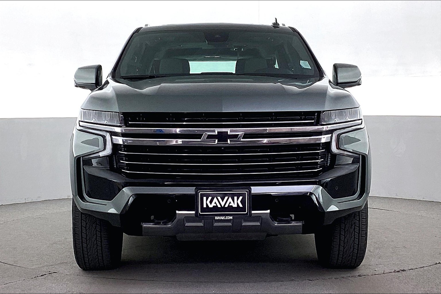 Chevrolet Suburban LT Suv 2023